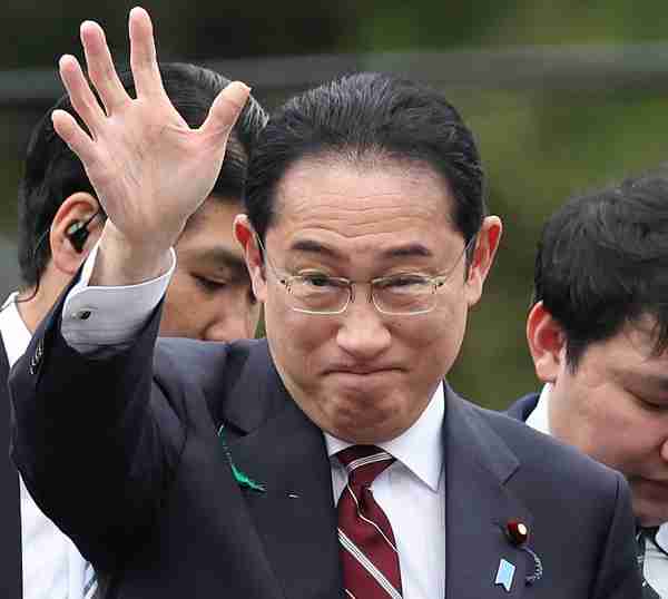 岸田首相含め政務三役31人、渡航費用12.6億円！円安放置し“血税ごっつぁん”外遊三昧のア然【リスト付き】（日刊ゲンダイDIGITAL） - Yahoo!ニュース