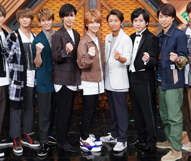 どうなってんの!? 平野紫耀、ジャケットを脱いだムキムキ姿に「す、すげえ」「その筋肉ヤバイ」