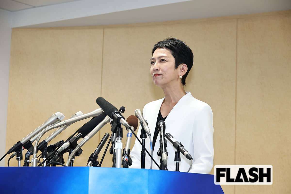 「地獄の選択」都知事選に「二重国籍騒動」蓮舫氏出馬、「学歴詐称疑惑」小池氏との戦いに悩める都民 | Smart FLASH/スマフラ[光文社週刊誌]