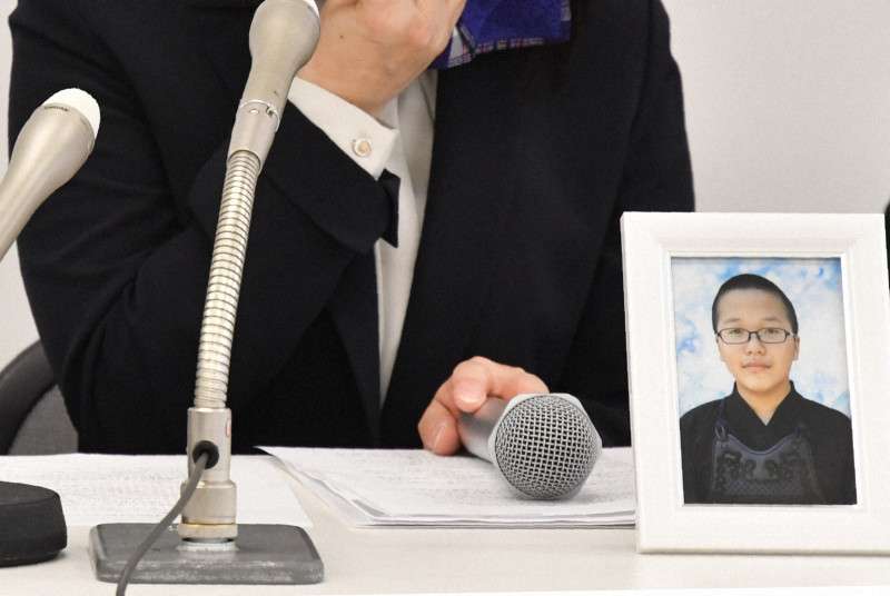 東海大福岡の高2自殺　母「あまりにひどい犯罪行為」　地裁初弁論（毎日新聞） - Yahoo!ニュース