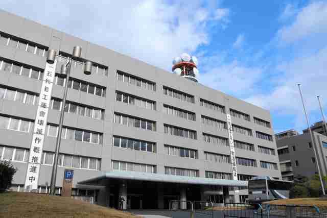 バナナの皮で妻たたき暴行容疑で夫逮捕　警察「物で人たたけば暴行」 - ライブドアニュース