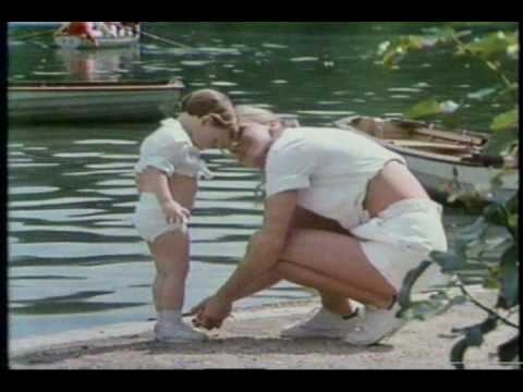 1982 ネスカフェ - YouTube