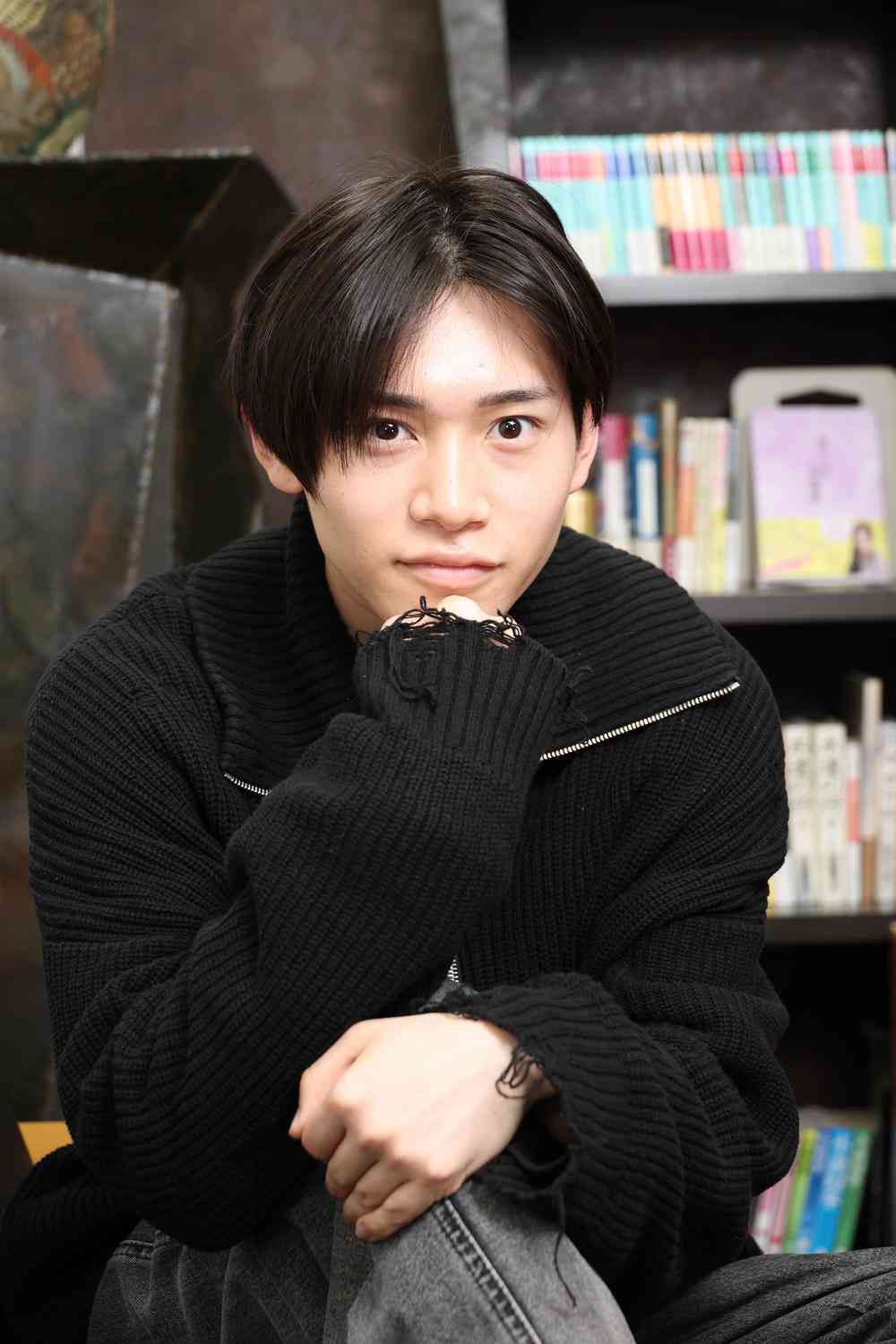 ライダー俳優から“出世街道”佐藤瑠雅がBLドラマ主演＆挿入歌で作詞も初挑戦（日刊スポーツ） - Yahoo!ニュース