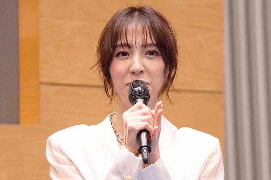 篠田麻里子、話題の不倫妻役は「娘にも胸を張って見せたい」　振り切った演技の裏側も明かす