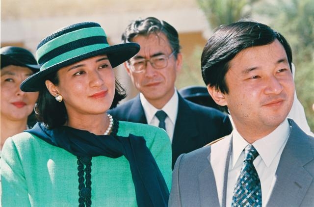 天皇、皇后両陛下、あす英国へ　お二人で歩んだ海外訪問の歴史（朝日新聞デジタル） - Yahoo!ニュース