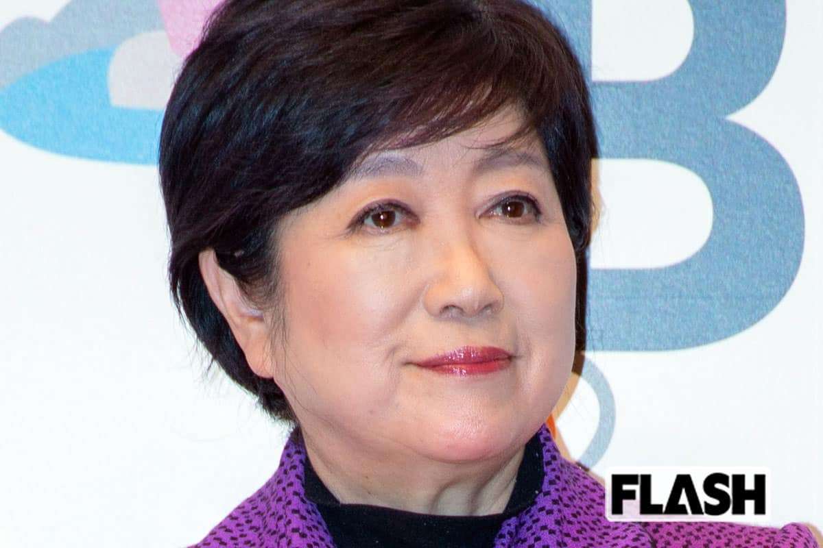 小池都知事、ソーラーパネル義務化で「東京の戸建て」100万円値上げ報道にあふれる憤慨…太陽光発電会社から200万円献金の過去も | Smart FLASH/スマフラ[光文社週刊誌]