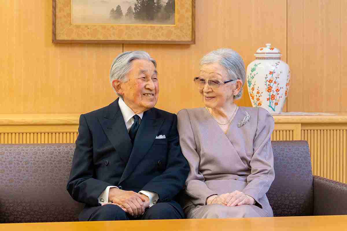 「よろしく進めてくださいね」　美智子さまが皇位継承議論で異例の“お声がけ”の理由とは（デイリー新潮） - Yahoo!ニュース