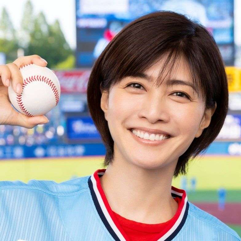 48歳ウソでしょ 内田有紀、美少女感の美貌ワンピで現る「私もヨンハチさん」4K8K放送