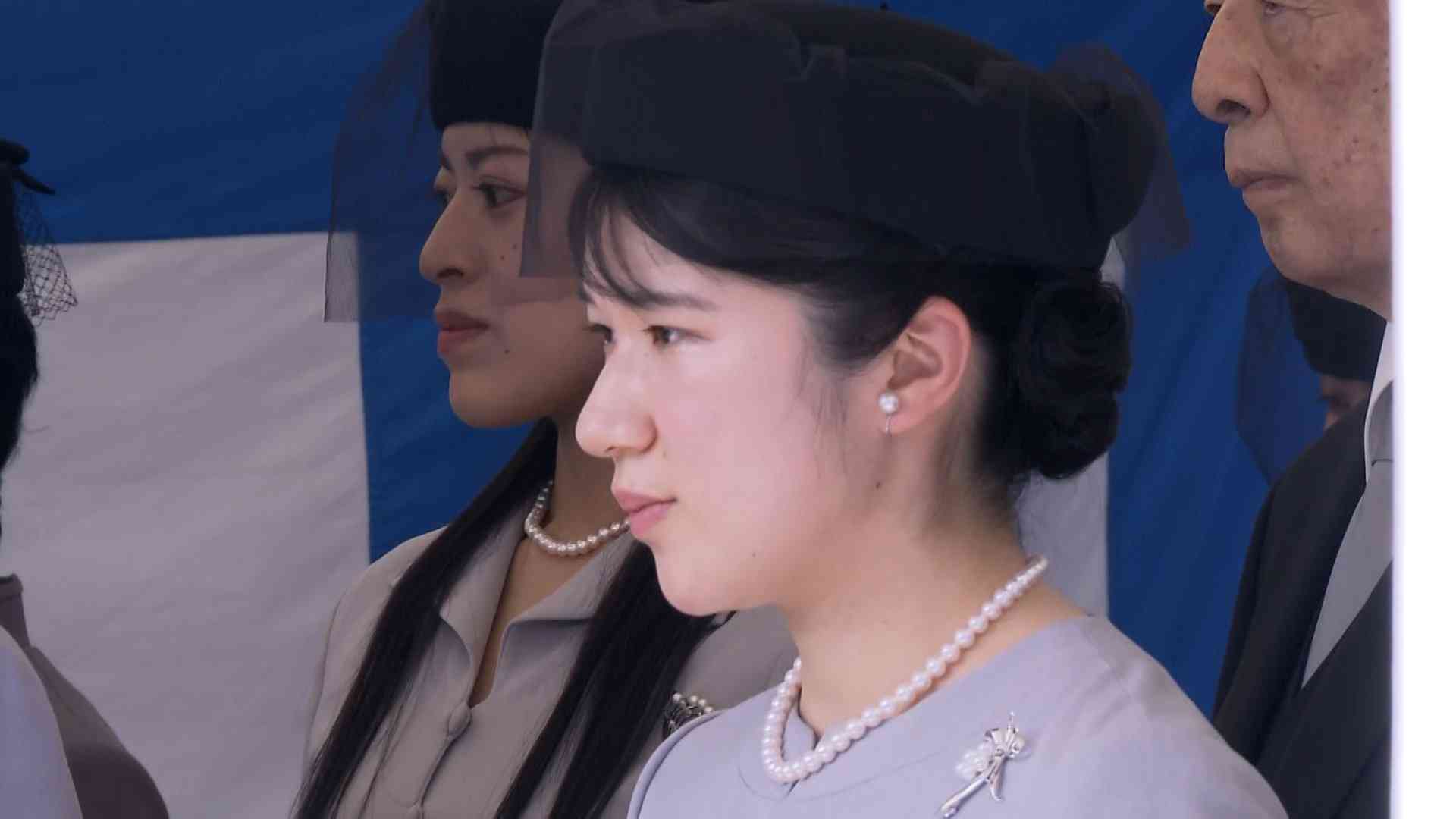 愛子さまが初めてご参列　上皇さまのいとこの桂宮さまの「十年式年祭」（FNNプライムオンライン（フジテレビ系）） - Yahoo!ニュース