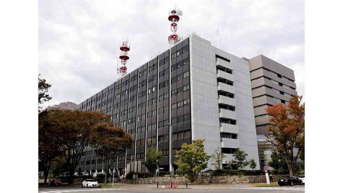 恋愛感情を抱かせ会社員から1300万円、容疑の22歳の女「参考にしたマニュアルはある」