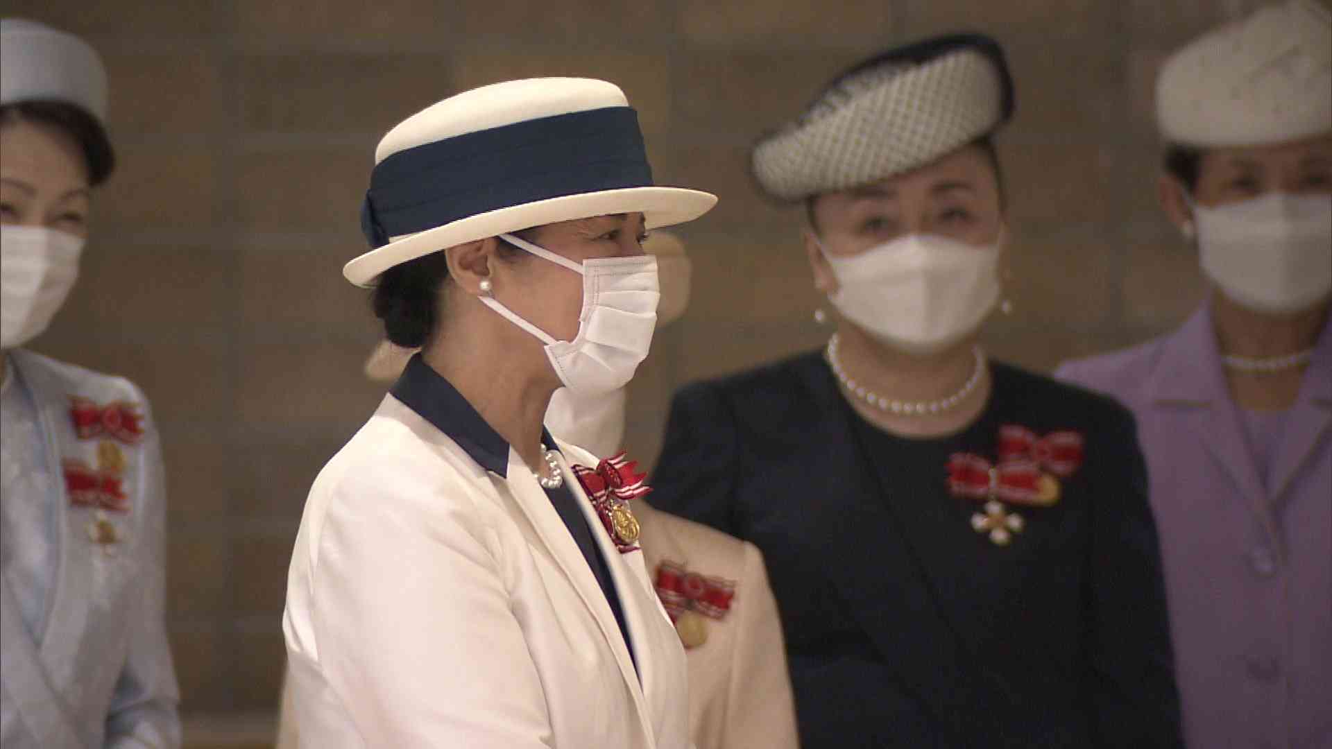 皇后さま　ガザでの活動報告に感極まり…　愛子さまもスタッフとして参加　全国赤十字大会（FNNプライムオンライン） - Yahoo!ニュース