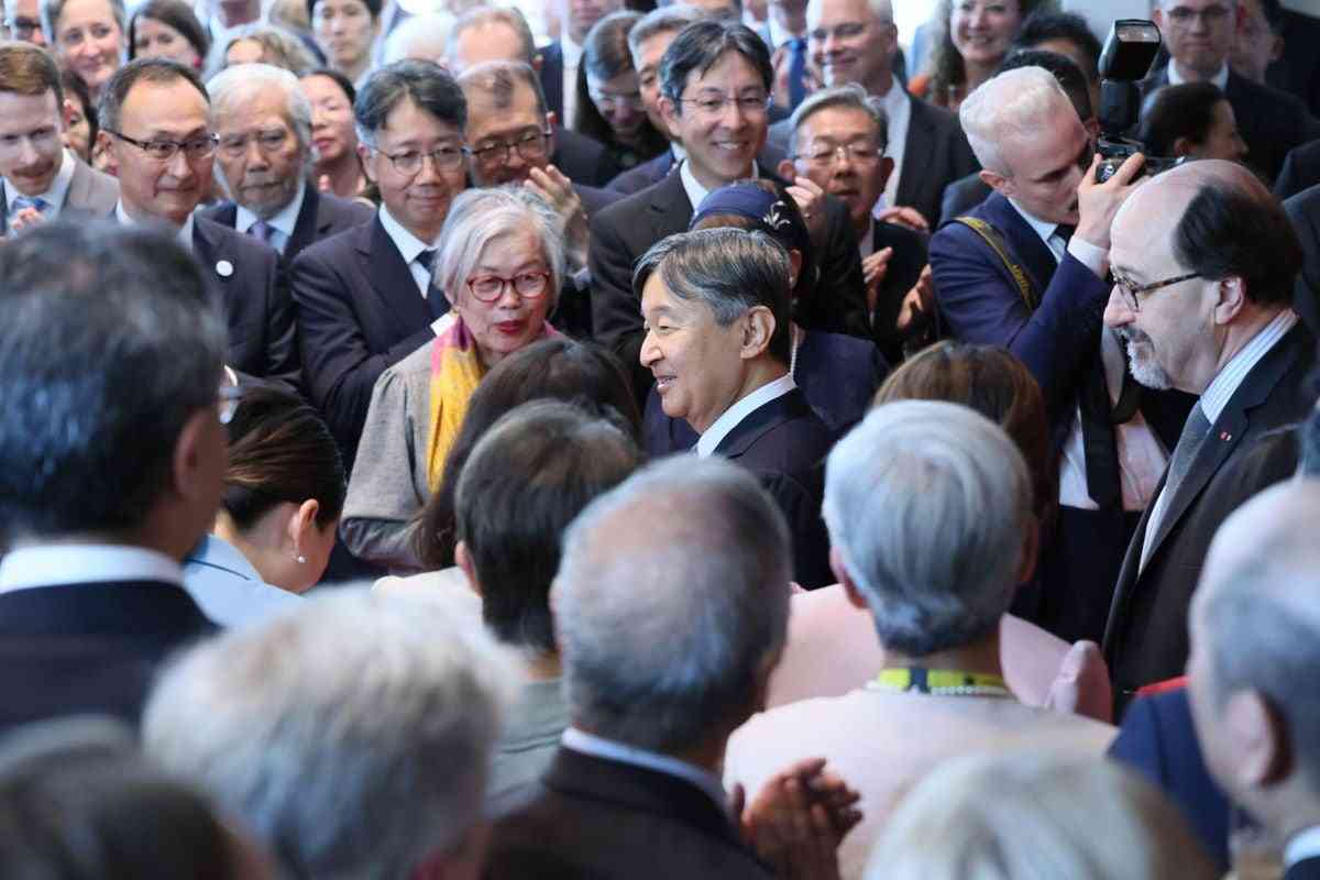 天皇陛下「再会」の旅路で旧交温め、感謝お伝えに　「あの時期をとても楽しみました」　天皇、皇后両陛下ご訪英同行記（３）（産経新聞） - Yahoo!ニュース