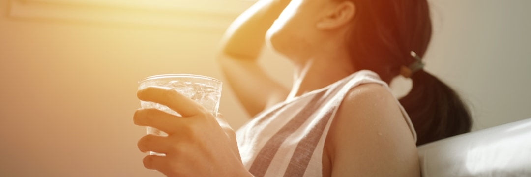 「最強の酷暑」がやってくる…じつは熱中症になったら「絶対に飲んではいけない３つの身近な飲み物」（川口 友万） | マネー現代 | 講談社
