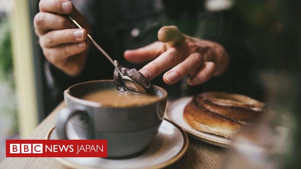 「完璧な紅茶」作るには塩を入れるべき、米科学者がアドバイス　英米「紅茶論争」に発展 - BBCニュース