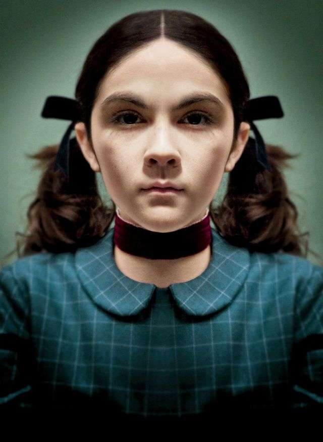 〈父娘で“プレイ”の練習〉、〈眼球を瓶に入れ「私の作品見て！」〉【ススキノ首切断】初公判、娘の“奴隷”となった実母が目にした「地獄絵図」