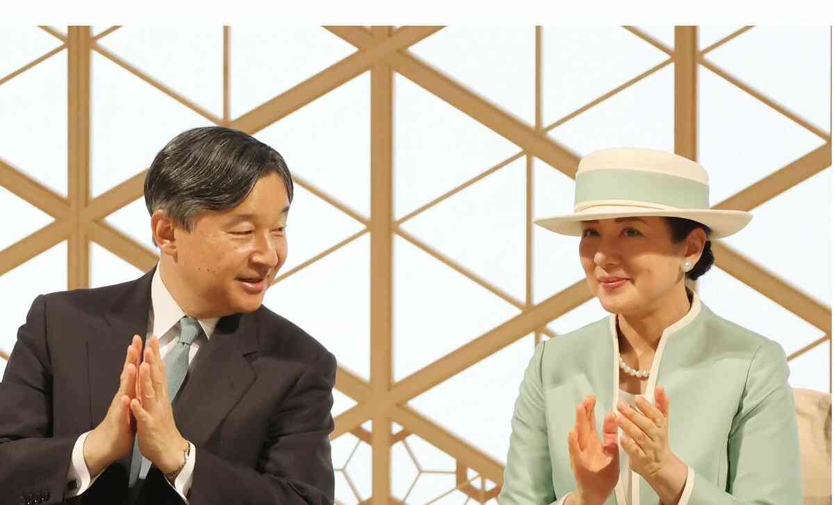 天皇陛下と雅子さまが岡山の被災地で手渡した「新しい力」　「両陛下と話し、ようやく『復興』が終わった」（AERA dot.） - Yahoo!ニュース