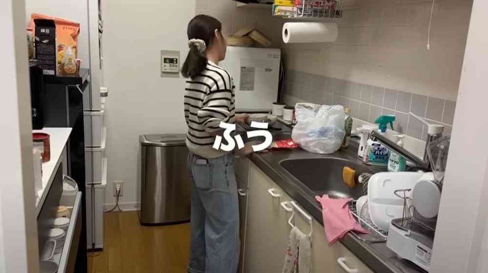 4人年子のワーママ、ワンオペ×寝坊した日のナイトルーティンがやばすぎる！　1秒も休めぬ孤軍奮闘に「尊敬」「このリアルさ政府に見てほしい」