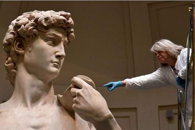 ダリのあの有名な絵画の実物が想像を裏切る小ささでびっくり「そんなに!?」「これは美術館あるある」