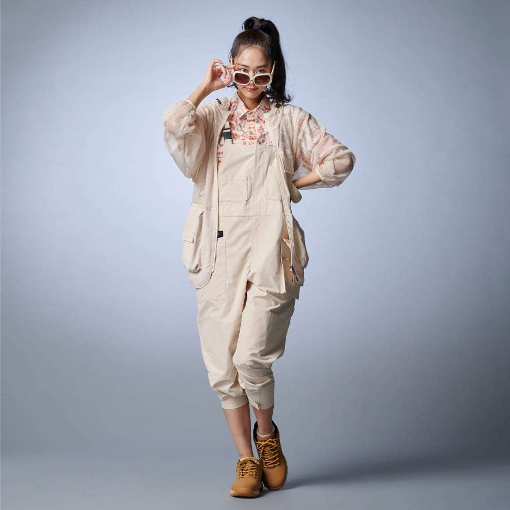 アパレルブランドの女性ディレクターが本気で「ワークマン」コーデすると…　驚きのおしゃれさに「参考になりまくり」「同じ物購入しちゃった」