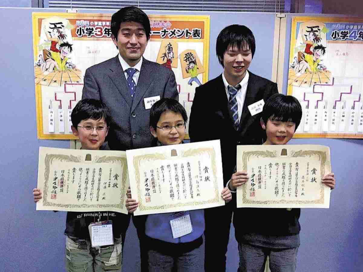 藤井聡太叡王、防衛ならず“八冠”陥落 同学年の挑戦者・伊藤匠七段に2勝3敗で敗れ失冠 全冠保持記録は254日でストップ