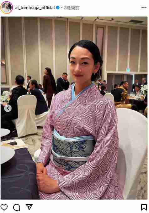 冨永愛　粋な着物姿で稲垣啓太・貴子夫妻の結婚披露宴出席　「素敵すぎる」「稲垣選手笑ってる」― スポニチ Sponichi Annex 芸能