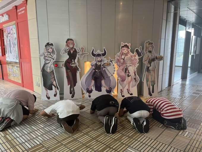 「ホロライブ」イベントでファンの行動が物議…「ぬいぐるみをひろげたりパネルに土下座したりしないでね」とタレントが注意喚起