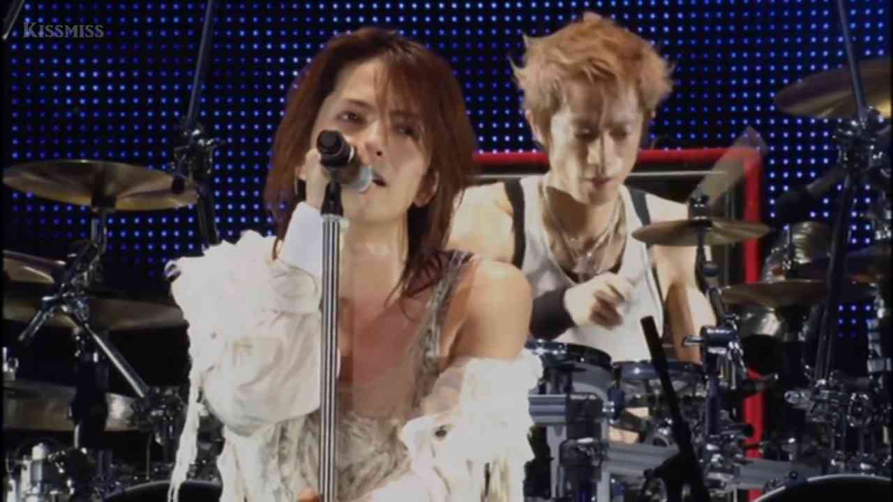 L'Arc〜en〜Ciel 瞳の住人 ラルク live 2007 hyde HYDE ハイド  富士急ハイランド - YouTube
