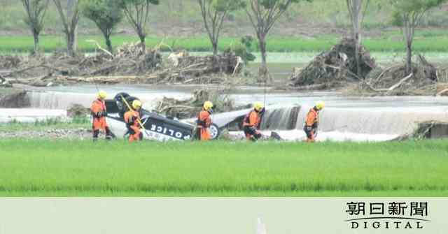 20代警察官の死亡確認、もう1人は依然不明　山形の記録的大雨：朝日新聞デジタル