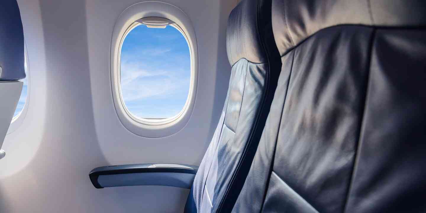 Why Do Window Shades Have to Be Open for Takeoff and Landing? -  AFAR