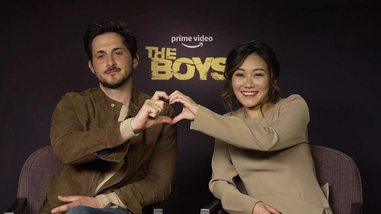 『ザ・ボーイズ』キミコ＆フレンチーの仲の良さは普段から！“あっちむいてほい！” - YouTube