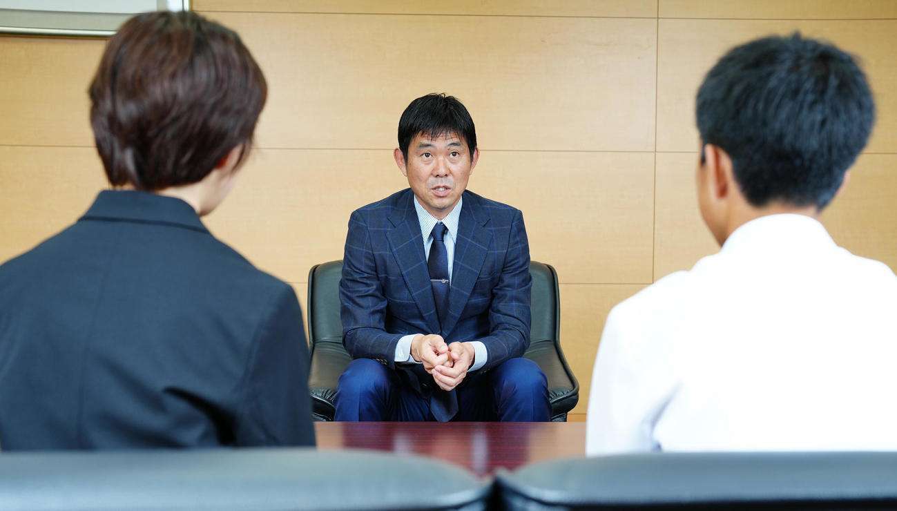 もう1人も失いたくない…森保監督と考える「酷暑とサッカー」42歳急逝から1年…遺族と初対面