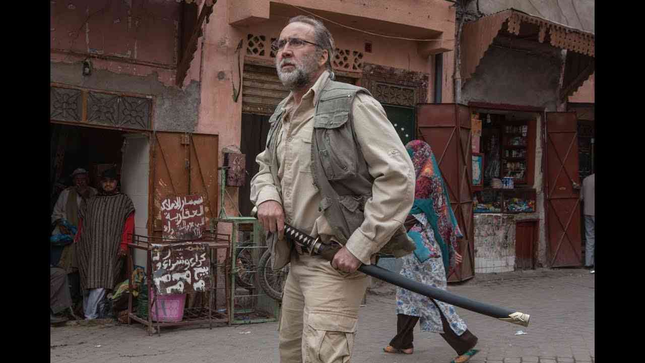 ニコラス・ケイジ熱演！映画『オレの獲物はビンラディン』予告編 - YouTube