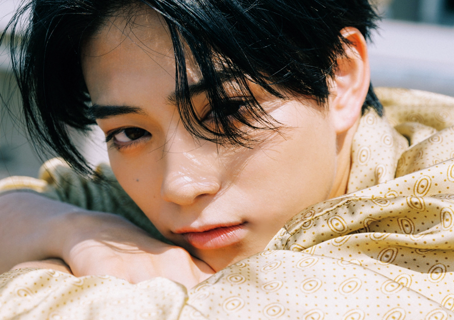 【岩瀬洋志】ドラマ『タカラのびいどろ』共演する小西詠斗くんとの撮影エピ♡ドラマの見どころ&恋愛観にせまる！│andBOY vol.2 | ファッションメディア - andGIRL [アンドガール]