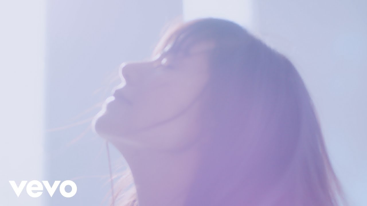 小西真奈美 - 君とはもう逢えなくても - YouTube