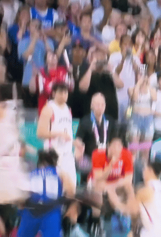 バスケ　勝利目前残り10秒の河村ファウル判定が波紋　女性審判SNSが誹謗中傷被害「大誤審」「歩くバスケットカウント」人種差別的投稿も