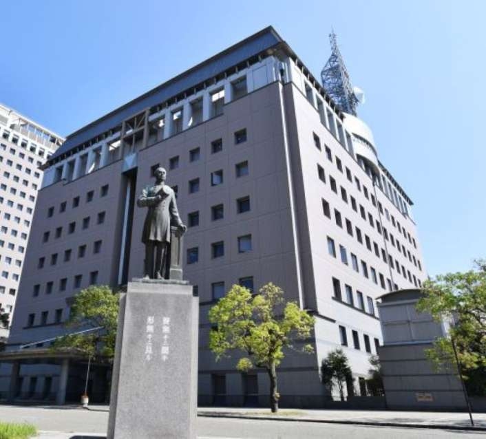 鹿児島県警本部長への告発2件、いずれも不起訴　署員による盗撮事件は「嫌疑不十分」、犯人隠避や取材データ押収は「嫌疑なし」　鹿児島地検 | 鹿児島のニュース | 南日本新聞 | 373news.com
