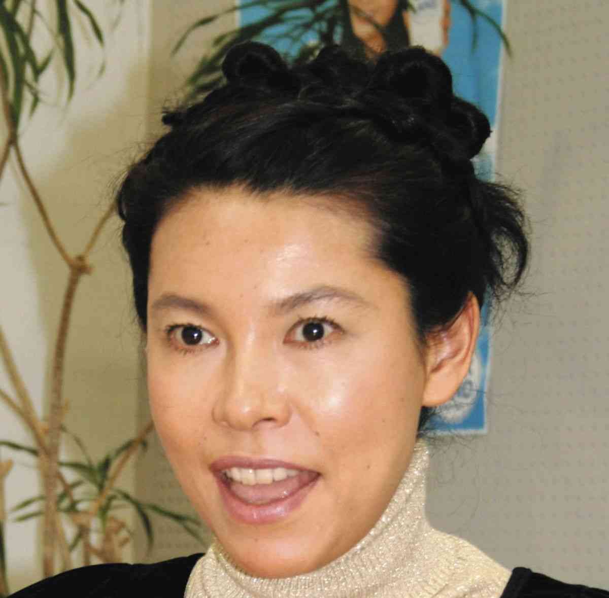 『ぽかぽか』ゲストが生放送で倒れる…スタジオは騒然「先ほどまで元気に…」「どうしたの？」ネットも心配の声：中日スポーツ・東京中日スポーツ 
