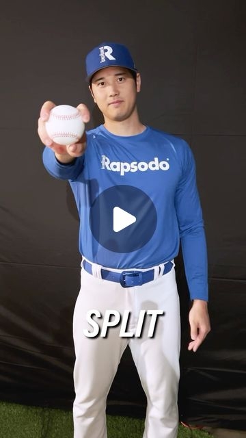 ラプソード / Rapsodo Japan【公式】 | 大谷選手が各球種ごとの握りを公開⚾️?スプリットを投げるコツは…？？？“Nothing, just throw!”ー特にないです、こう投げるだけ！#計測は力になる #PlayOn #PlayWithoutLimits | Instagram