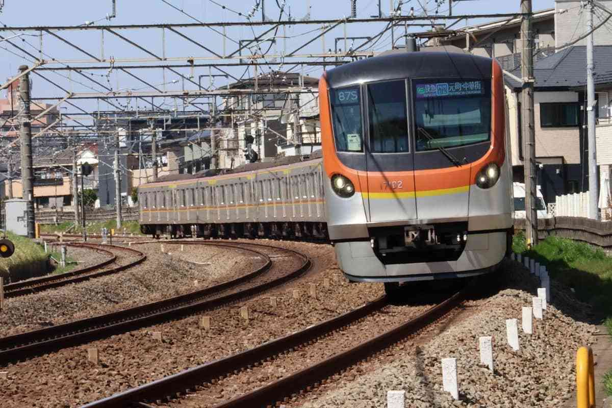 「進めファイターズ～♪」運転士の鼻歌が車内に大音量で...... マイク切り忘れに東京メトロは謝罪「お客様にはご心配とご迷惑」（J-CASTニュース） - Yahoo!ニュース