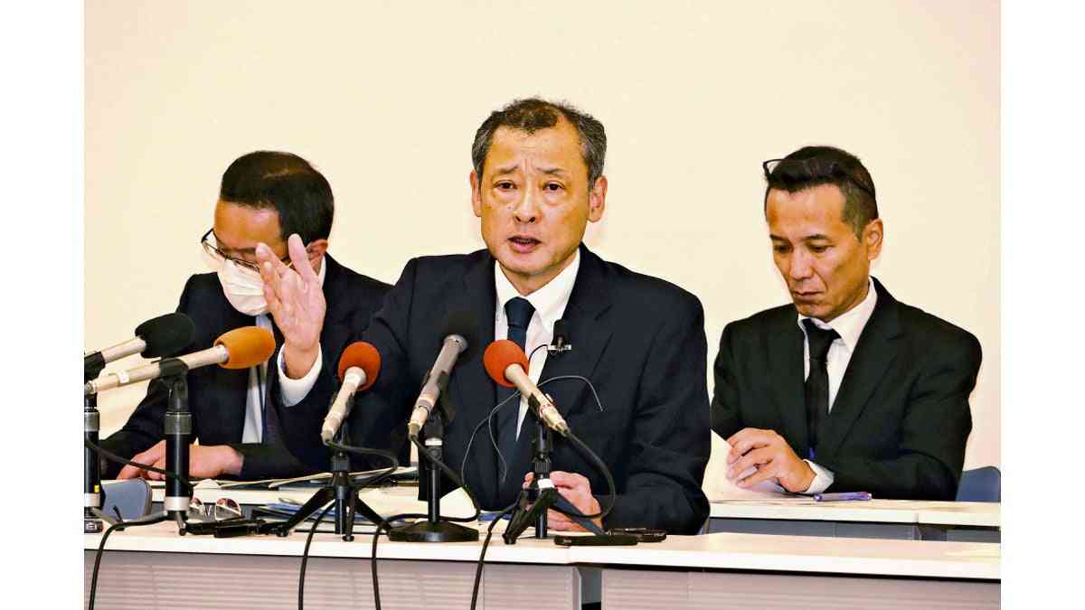 高知市：長浜小学校４年生のプール死亡事故、保護者説明会が開始時刻過ぎてから延期 : 読売新聞