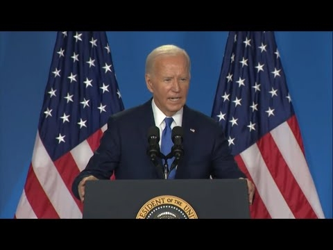 Joe Biden calls Donald Trump 'Vice President Trump' during press conference - YouTube