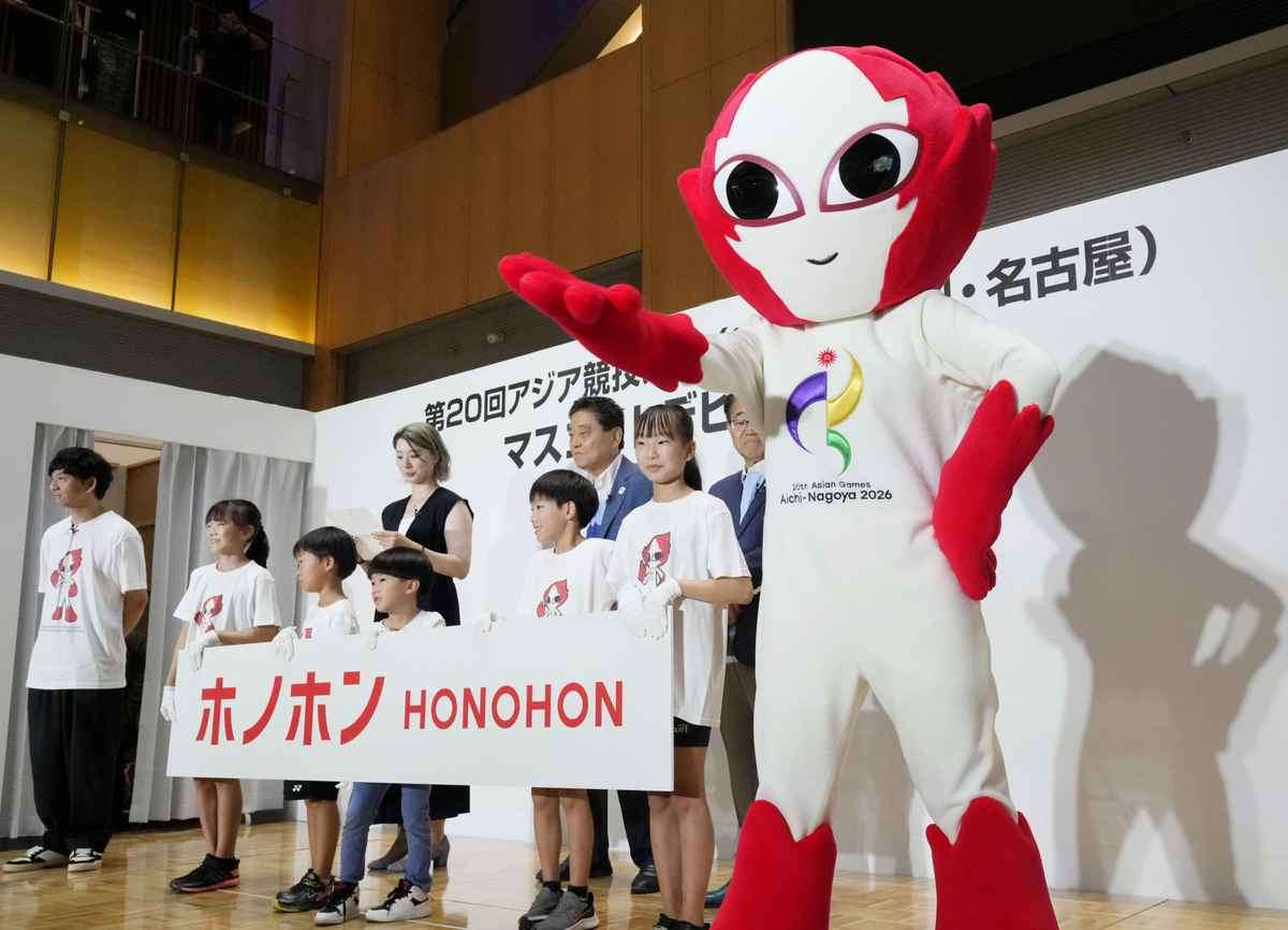 アジア大会、公式マスコット『ホノホン』にネットざわつく 「何これ」「目がちょっと…」