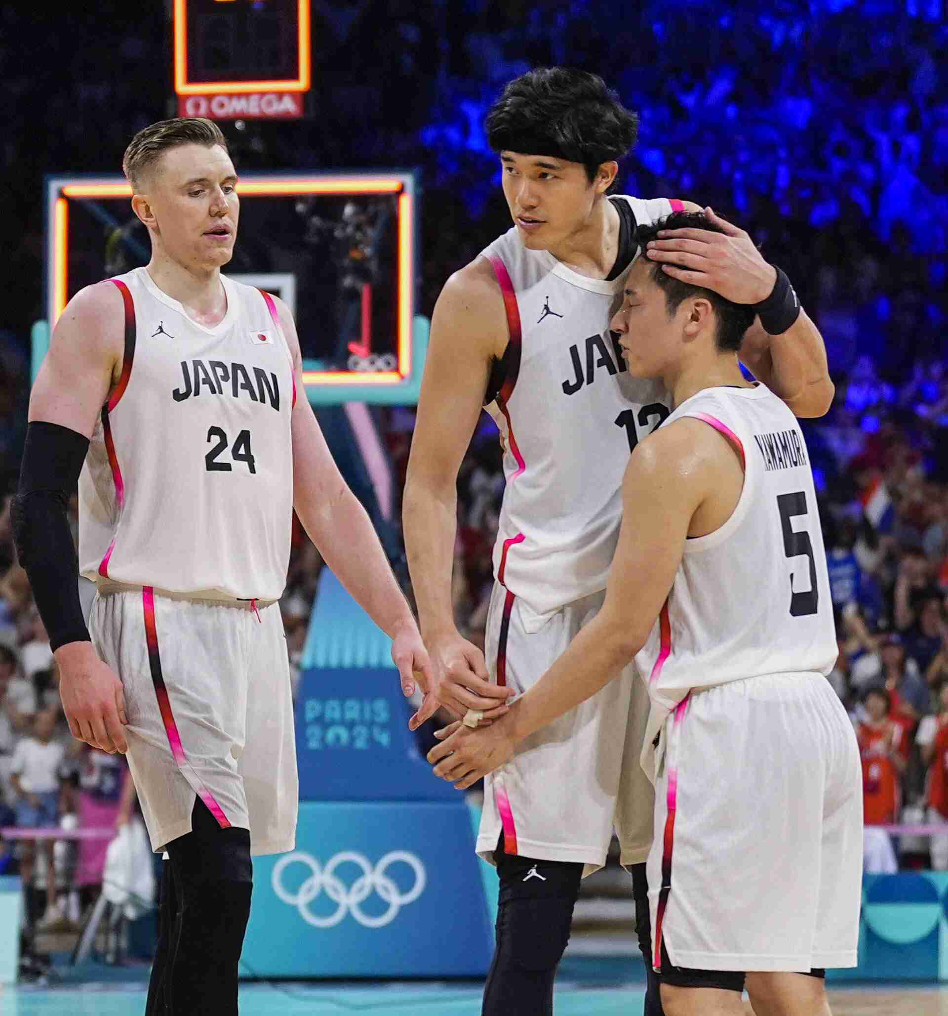 バスケ　勝利目前残り１０秒の河村ファウル判定が波紋　女性審判ＳＮＳが誹謗中傷被害「大誤審」「歩くバスケットカウント」人種差別的投稿も（デイリースポーツ） - Yahoo!ニュース