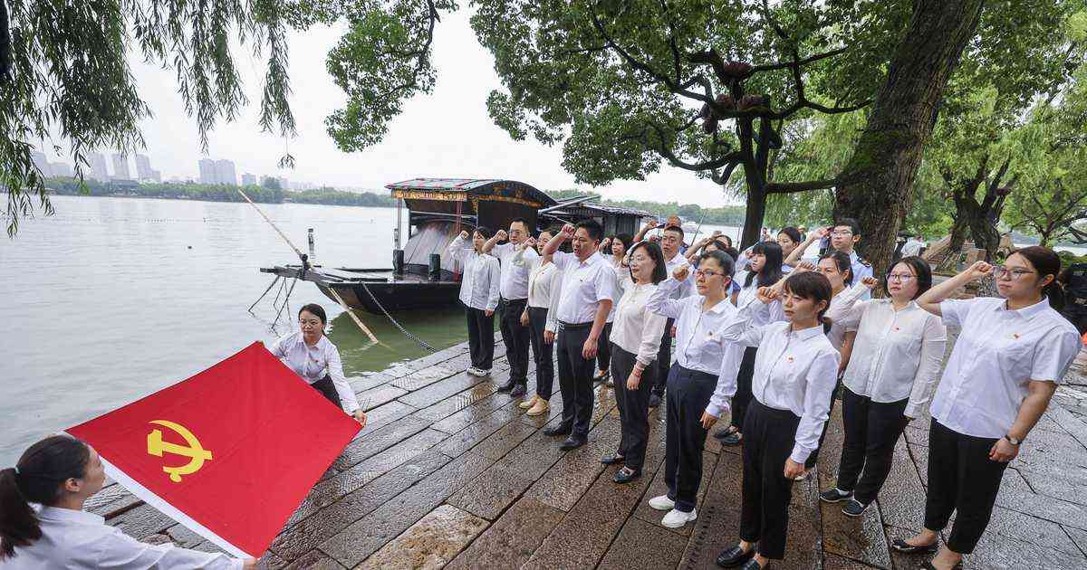 昨年末の中国共産党員、９９１８万人に　前年末から１１４万人増加 - 産経ニュース