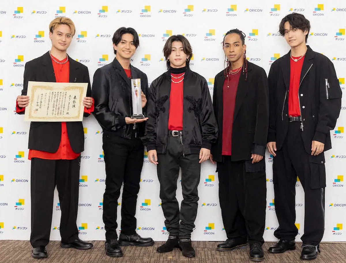 Aぇ！group　オリコン上半期新人1位　デビューシングルだけで13億円超