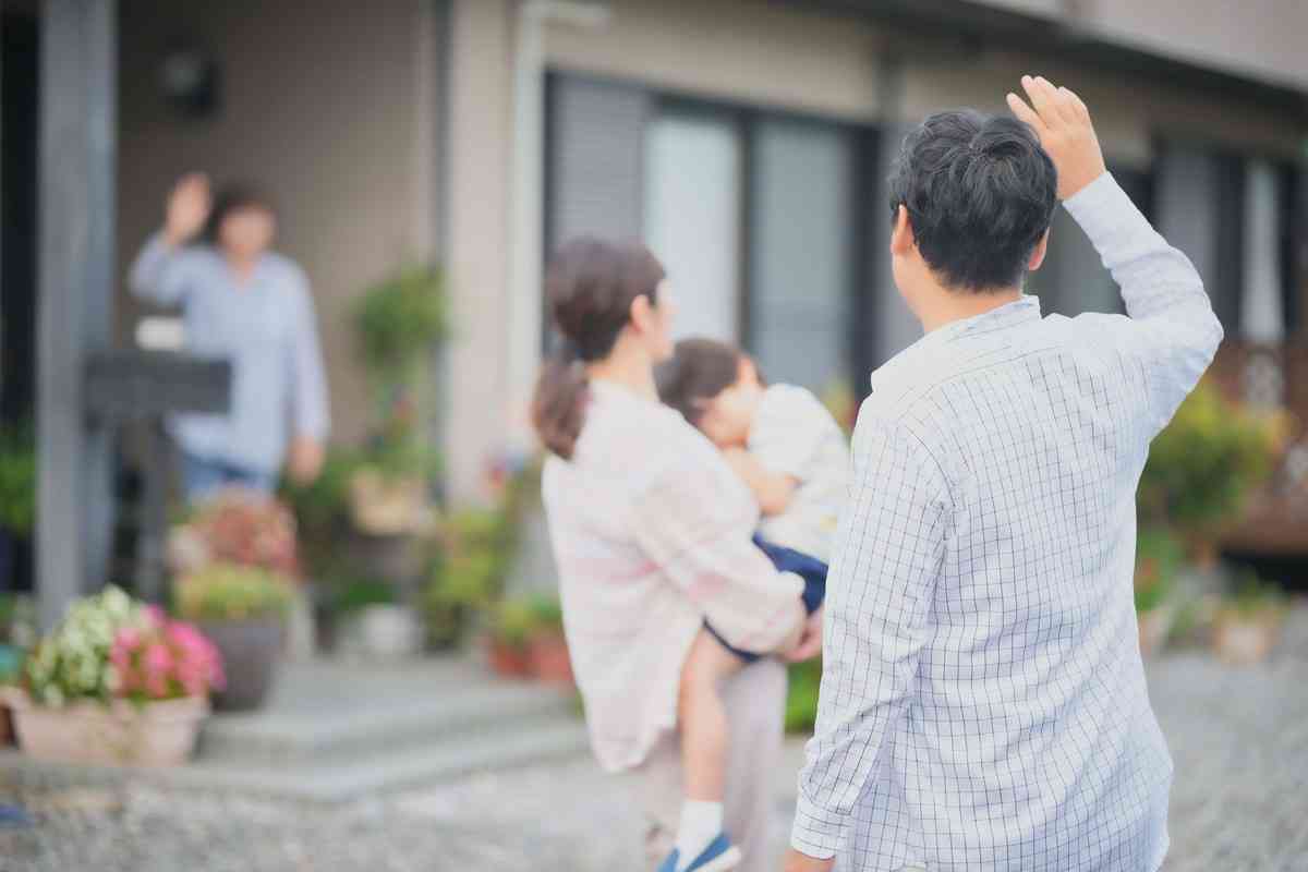 悩ましい「孫の世話に金銭は発生するのか」問題 「気軽に頼みすぎていた」と反省の声も、祖父母世代からは「当たり前に頼まれるのはつらい」 | マネーポストWEB