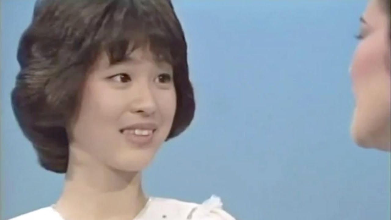 松田聖子 - 裸足の季節 [From the 1980 TV show] Seiko Matsuda - Hadashi no Kisetsu - YouTube