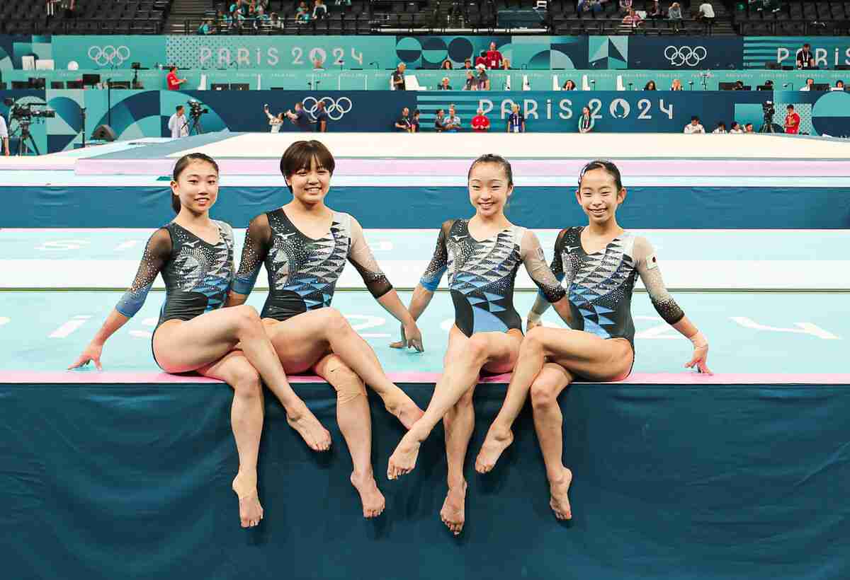 【パリ五輪】体操女子日本代表が試合会場で初練習　代表辞退の宮田笙子からメッセージ「応援しているから」 - スポーツ報知