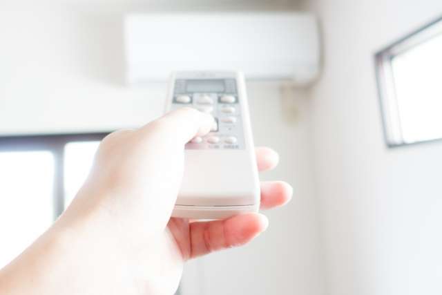 高齢者の熱中症対策！エアコン最新事情 | 40歳からの遠距離介護