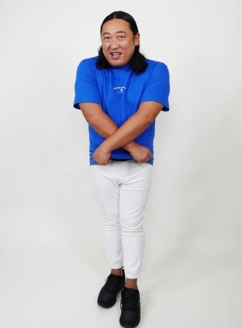 ロバート秋山、大谷翔平&山本由伸の体モノマネTシャツを発表「クレームは受け付けます」